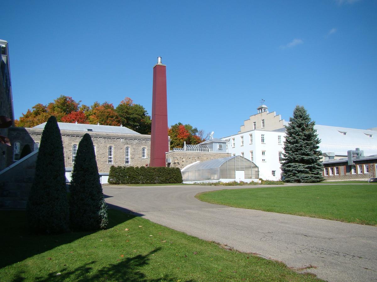 Auberge de l'Abbaye d'Oka Extérieur photo